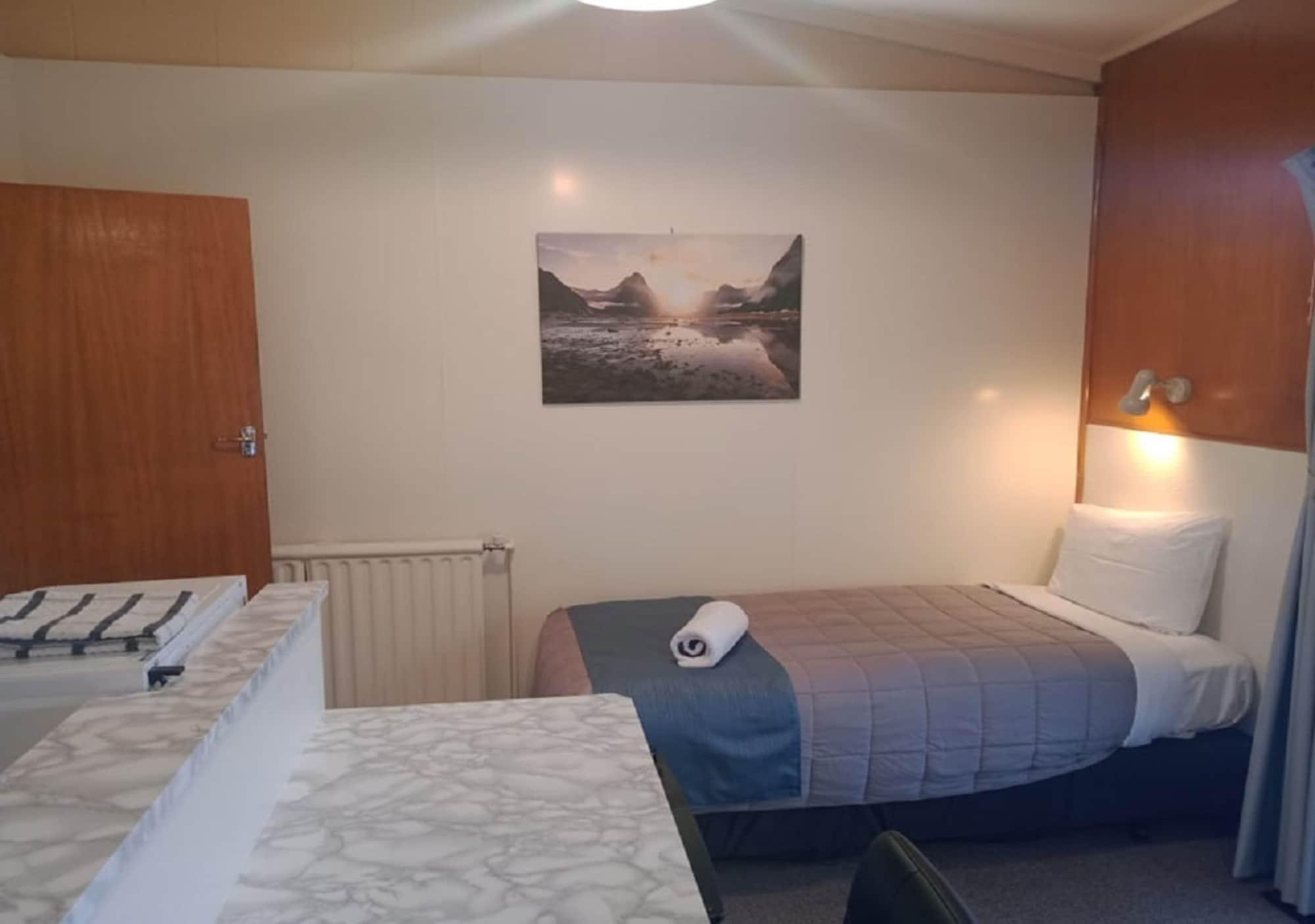 Alpine View Motel Te Anau Eksteriør billede