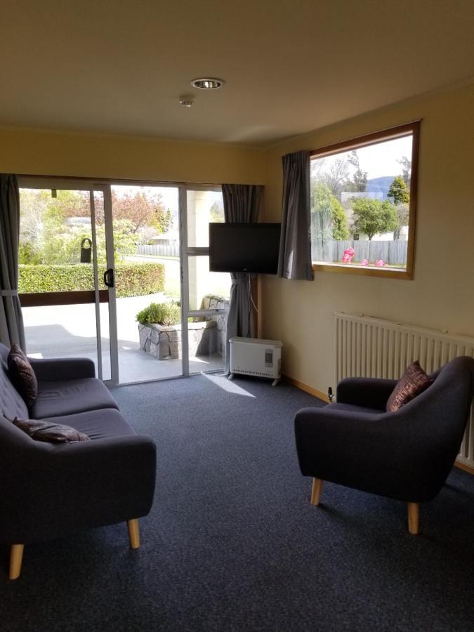 Alpine View Motel Te Anau Eksteriør billede