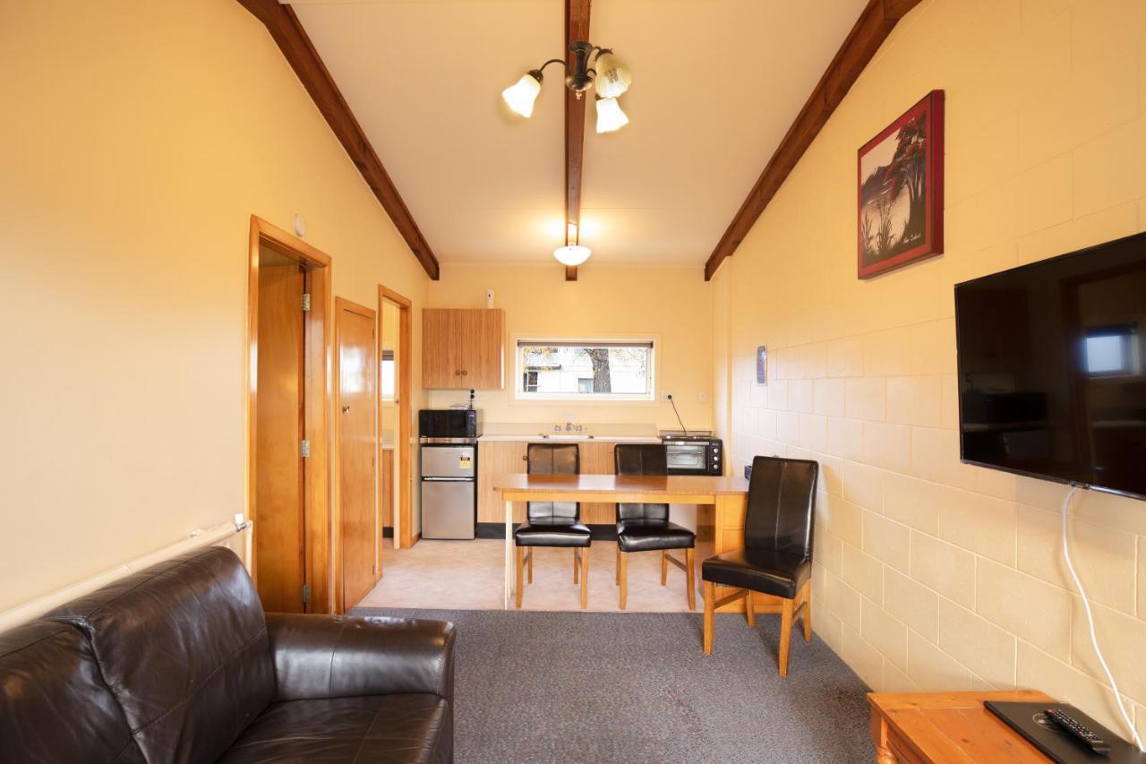 Alpine View Motel Te Anau Eksteriør billede