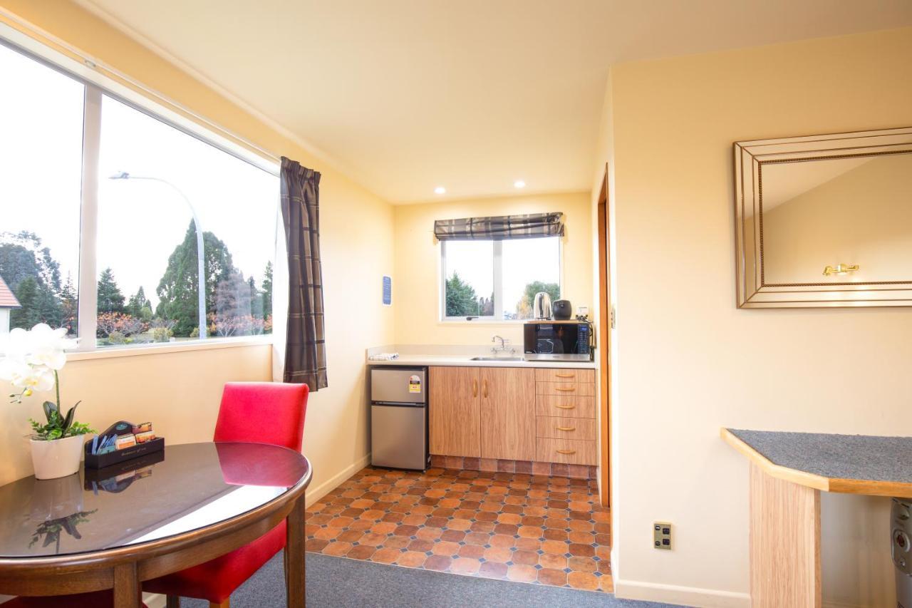 Alpine View Motel Te Anau Eksteriør billede