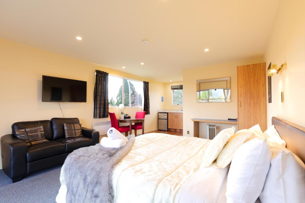 Alpine View Motel Te Anau Eksteriør billede